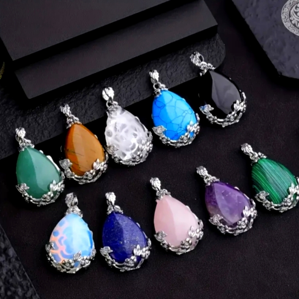 30 Chakra Stone Gift Box Heart Shape Stone Necklace Bracelet Ring Rubbing Stone - Picture 11 of 14